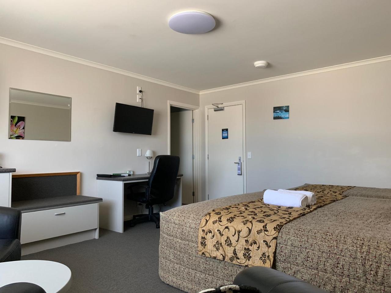 Hotel High Peaks Fox Glacier